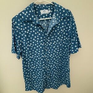 Blue southern tide button up